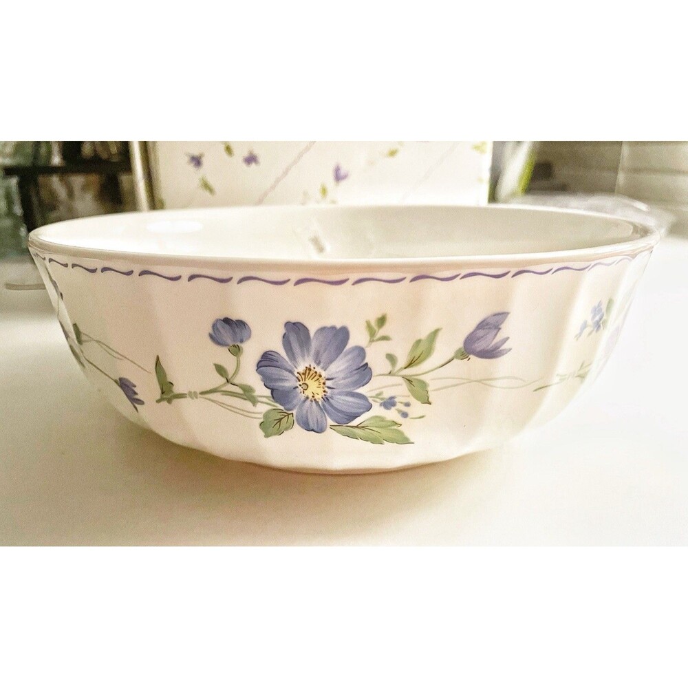 Mikasa China Rotunda Pattern Maxima 8” Round Vegetable Serving Bowl